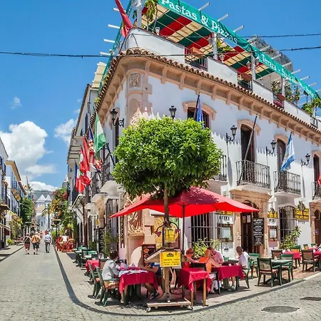 Golden Penthouse, Elviria, شقة *