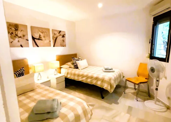 Golden Penthouse, Elviria, * ماربيا