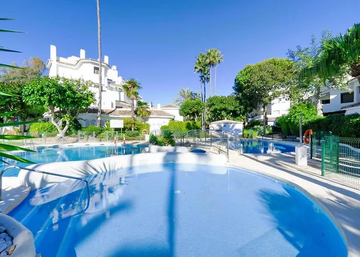 公寓 Golden Penthouse, Elviria, 马尔韦利亚