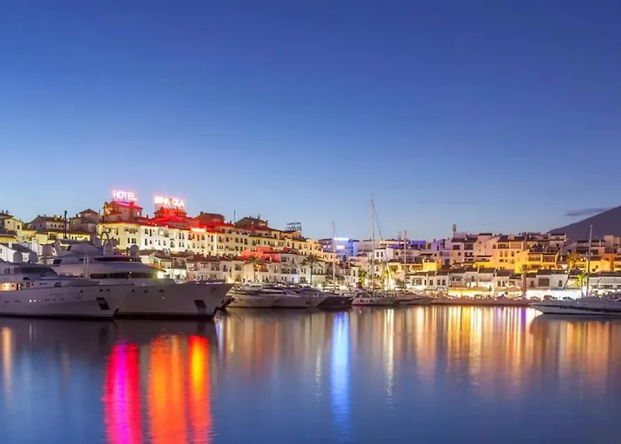 Golden Penthouse, Elviria, *